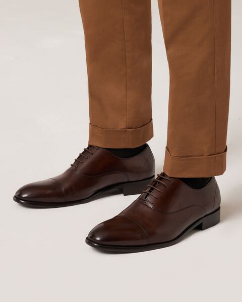 Leather Oxford Dress Shoe With Closed Lacing, Dark Brown, hi-res